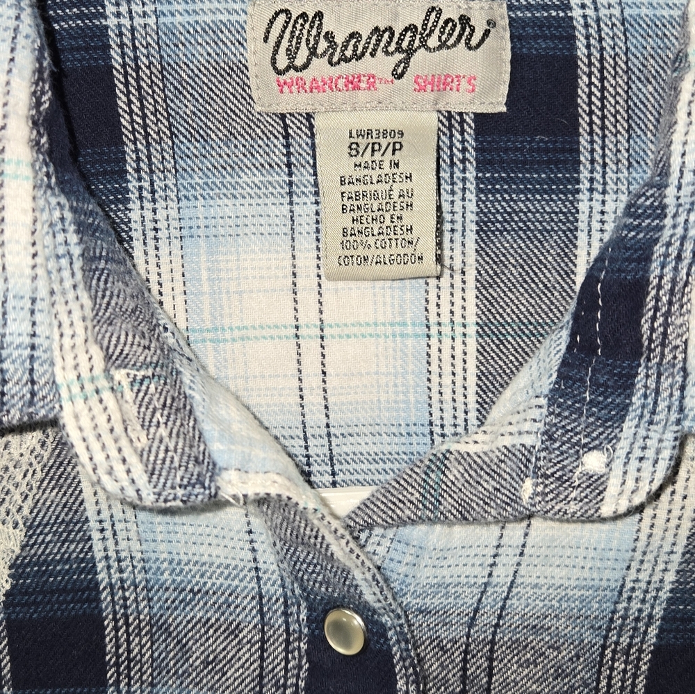 ###Plaid Country Shirt - Picture 3 of 6